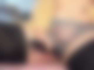 Hornyyyyyy.Wet.Voyeur.Momyyyy's Live Sex Cam Show