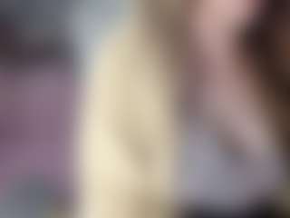 Live cam show with Hornyyyyyy.Wet.Voyeur.Momyyyy - Bikini on Milfs Live