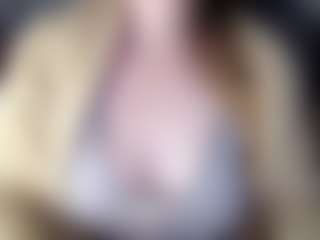 Hornyyyyyy.Wet.Voyeur.Momyyyy's Live Sex Cam Show
