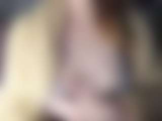 Live cam show with Hornyyyyyy.Wet.Voyeur.Momyyyy - Thin on boobsie.com