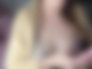 Live cam show with Hornyyyyyy.Wet.Voyeur.Momyyyy - Thin on Livezox