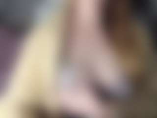 Live cam show with Hornyyyyyy.Wet.Voyeur.Momyyyy - Creampie on Hubzter Live