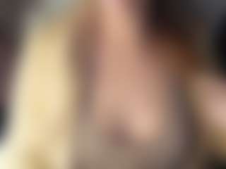 Live cam show with Hornyyyyyy.Wet.Voyeur.Momyyyy - Skinny MILF on SxyPornLive