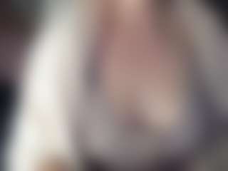 Hornyyyyyy.Wet.Voyeur.Momyyyy's Live Sex Cam Show