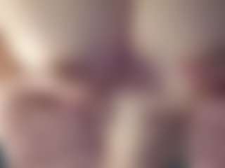 Hornyyyyyy.Wet.Voyeur.Momyyyy's Live Sex Cam Show