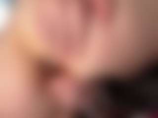 Hornyyyyyy.Wet.Voyeur.Momyyyy's Live Sex Cam Show