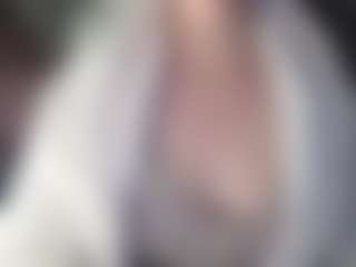 Hornyyyyyy.Wet.Voyeur.Momyyyy MILF webcam performer live streaming