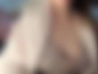 Live cam show with Hornyyyyyy.Wet.Voyeur.Momyyyy - Skinny MILF on hotwifechat.live