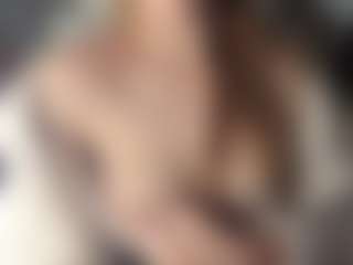 Live cam show with Hornyyyyyy.Wet.Voyeur.Momyyyy - Bikini on SmokeAndPoke