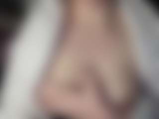 Hornyyyyyy.Wet.Voyeur.Momyyyy's Live Sex Cam Show