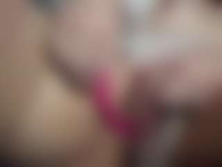 Hornyyyyyy.wet.voyeur.momyyyy