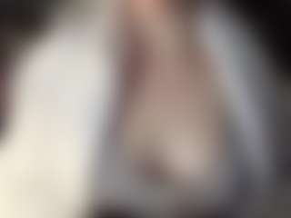 Hornyyyyyy.Wet.Voyeur.Momyyyy MILF webcam performer live streaming