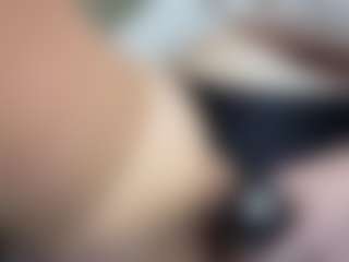 Hornyyyyyy.Wet.Voyeur.Momyyyy's Live Sex Cam Show