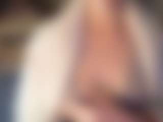 Hornyyyyyy.Wet.Voyeur.Momyyyy's Live Sex Cam Show