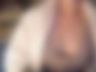 Hornyyyyyy.Wet.Voyeur.Momyyyy MILF webcam performer live streaming