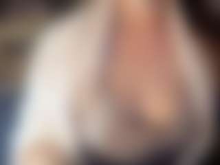 Hornyyyyyy.Wet.Voyeur.Momyyyy's Live Sex Cam Show