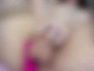 Hornyyyyyy.Wet.Voyeur.Momyyyy MILF webcam performer live streaming