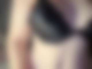 Hornyyyyyy.Wet.Voyeur.Momyyyy's Live Sex Cam Show