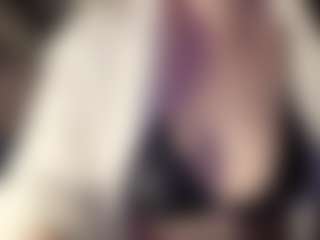 Hornyyyyyy.Wet.Voyeur.Momyyyy's Live Sex Cam Show