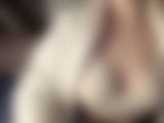 Hornyyyyyy.Wet.Voyeur.Momyyyy MILF webcam performer live streaming