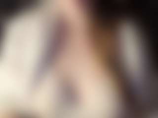 Live cam show with Hornyyyyyy.Wet.Voyeur.Momyyyy - Petite MILF on Camsoda