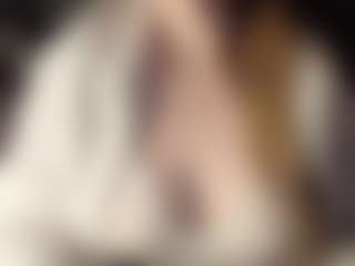 Live cam show with Hornyyyyyy.Wet.Voyeur.Momyyyy - Cowgirl on MyBangCams