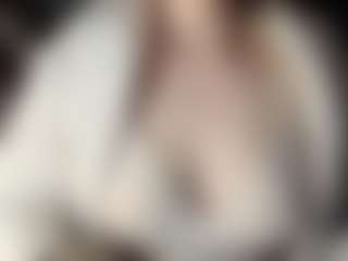 Hornyyyyyy.Wet.Voyeur.Momyyyy MILF webcam performer live streaming