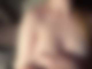 Hornyyyyyy.Wet.Voyeur.Momyyyy's Live Sex Cam Show