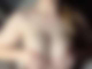 Hornyyyyyy.Wet.Voyeur.Momyyyy's Live Sex Cam Show