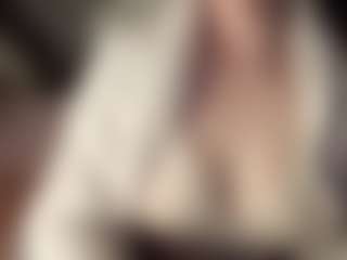 Cam Show en direct de Hornyyyyyy.Wet.Voyeur.Momyyyy