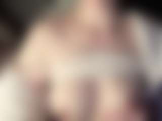 Hornyyyyyy.Wet.Voyeur.Momyyyy's Live Sex Cam Show