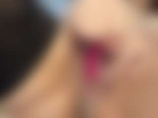 Hornyyyyyy.Wet.Voyeur.Momyyyy's Live Sex Cam Show