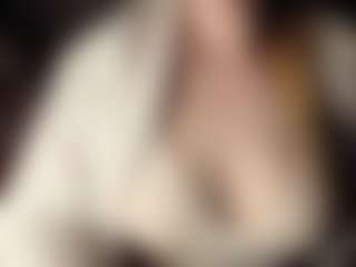 Live cam show with Hornyyyyyy.Wet.Voyeur.Momyyyy - Skinny MILF on dropp.cam
