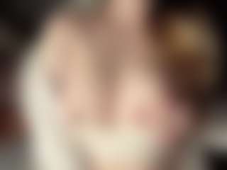Hornyyyyyy.Wet.Voyeur.Momyyyy's Live Sex Cam Show