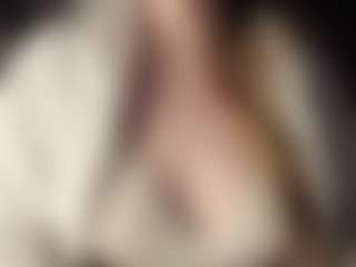 Hornyyyyyy.Wet.Voyeur.Momyyyy's Live Sex Cam Show