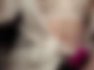 Hornyyyyyy.Wet.Voyeur.Momyyyy's Live Sex Cam Show