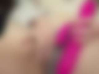 Hornyyyyyy.Wet.Voyeur.Momyyyy's Live Sex Cam Show