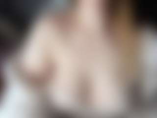 Hornyyyyyy.Wet.Voyeur.Momyyyy's Live Sex Cam Show