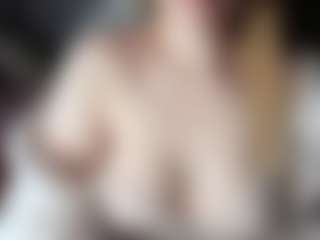 Hornyyyyyy.Wet.Voyeur.Momyyyy's Live Sex Cam Show