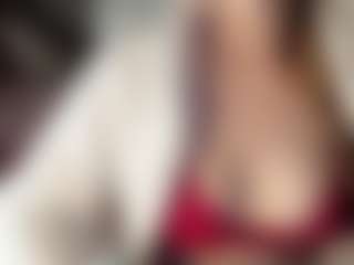 Hornyyyyyy.Wet.Voyeur.Momyyyy MILF webcam performer live streaming