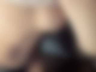 Hornyyyyyy.Wet.Voyeur.Momyyyy's Live Sex Cam Show