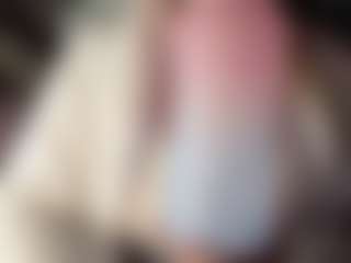 Live cam show with Hornyyyyyy.Wet.Voyeur.Momyyyy - Bikini on Camiplay Live