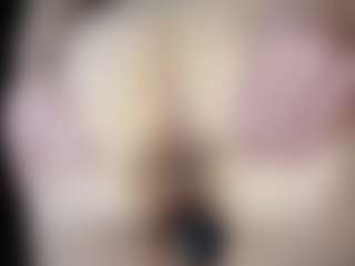 Hornyyyyyy.Wet.Voyeur.Momyyyy's Live Sex Cam Show