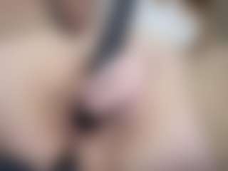 Hornyyyyyy.Wet.Voyeur.Momyyyy's Live Sex Cam Show