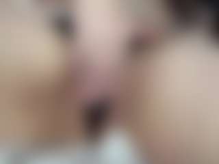 Hornyyyyyy.Wet.Voyeur.Momyyyy's Live Sex Cam Show