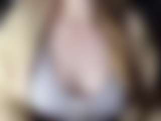 Live cam show with Hornyyyyyy.Wet.Voyeur.Momyyyy - Skinny MILF on Milfs Live