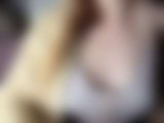 Hornyyyyyy.Wet.Voyeur.Momyyyyのライブセックスチャットショー