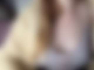 Hornyyyyyy.Wet.Voyeur.Momyyyy's Live Sex Cam Show