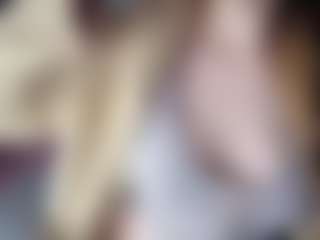 Hornyyyyyy.Wet.Voyeur.Momyyyy's Live Sex Cam Show