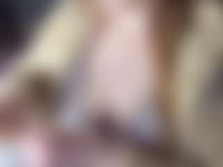 Live cam show with Hornyyyyyy.Wet.Voyeur.Momyyyy - Thin on xfollow cams